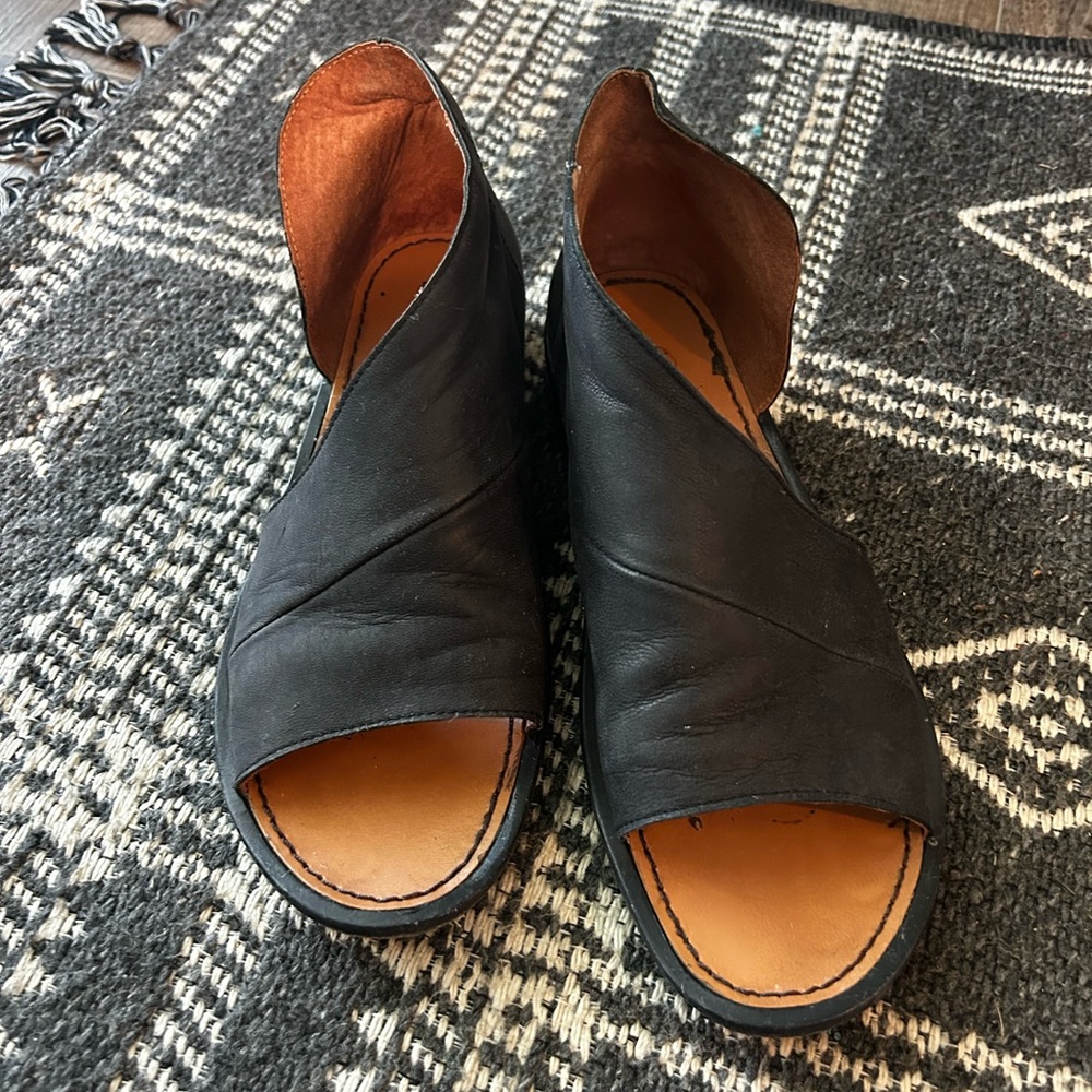 Free People Royale flats. Black EUC size 37.